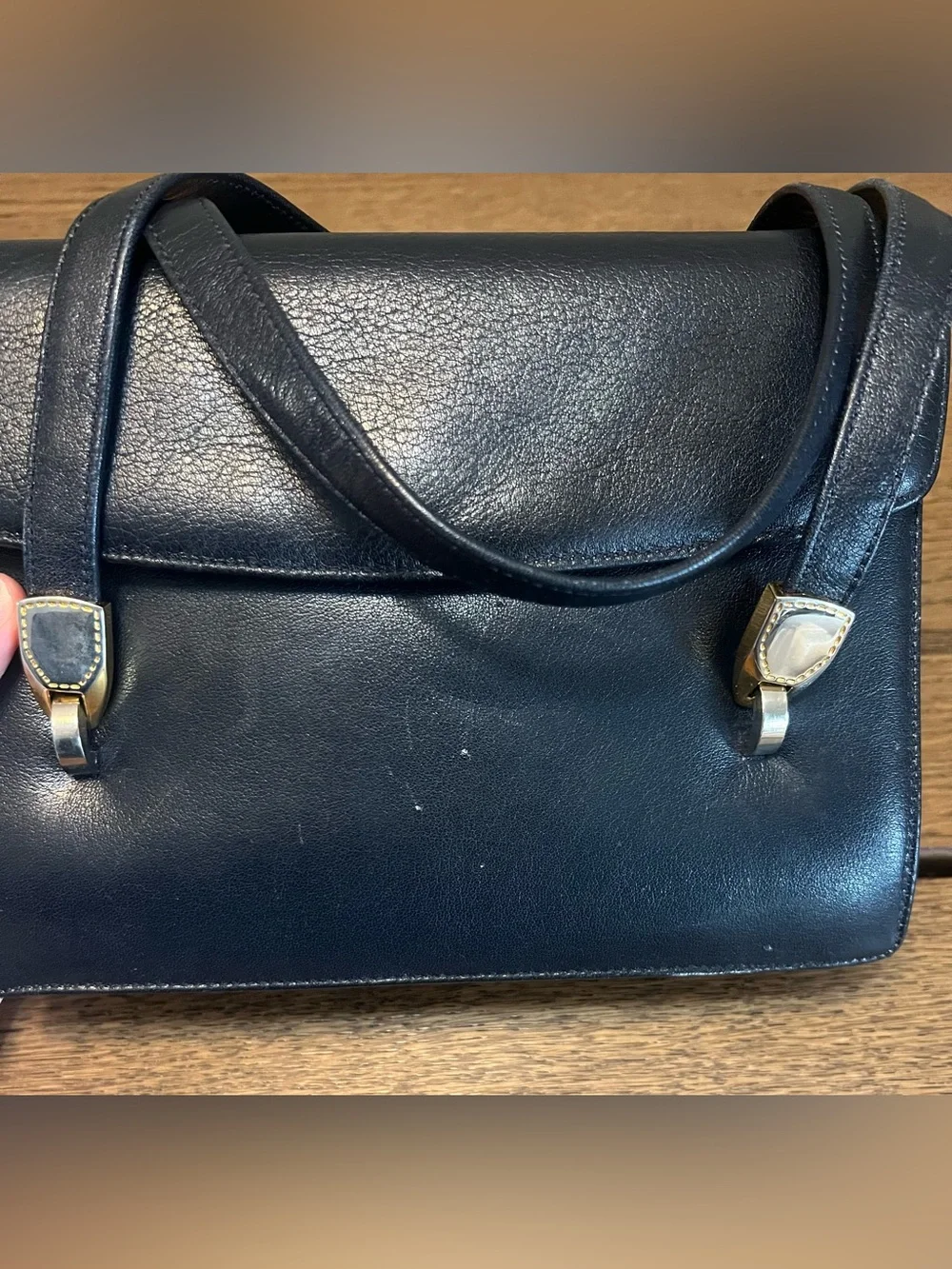 Vintage Saks Fifth Avenue Navy Red Genuine Leather Top Handle Purse w/Coin Purse